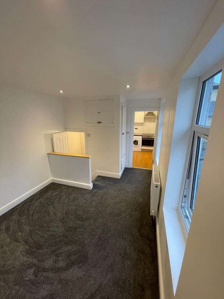 Studio Flat Croydon