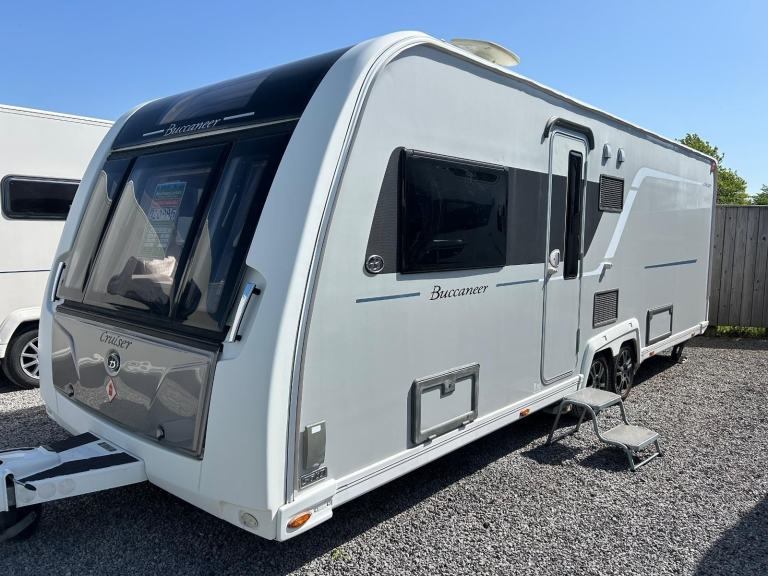 Buccaneer Cruiser  / 4 - TWIN AXLE 2016