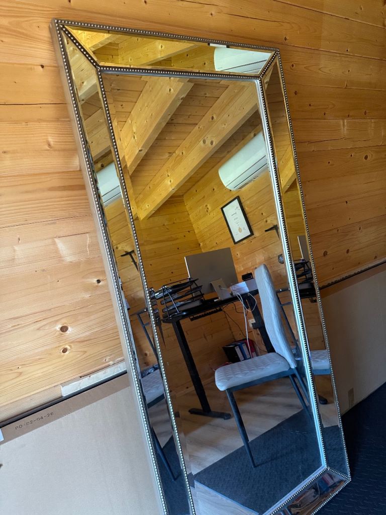 Large Silver Bevelled Edge Mirror – As Good As New