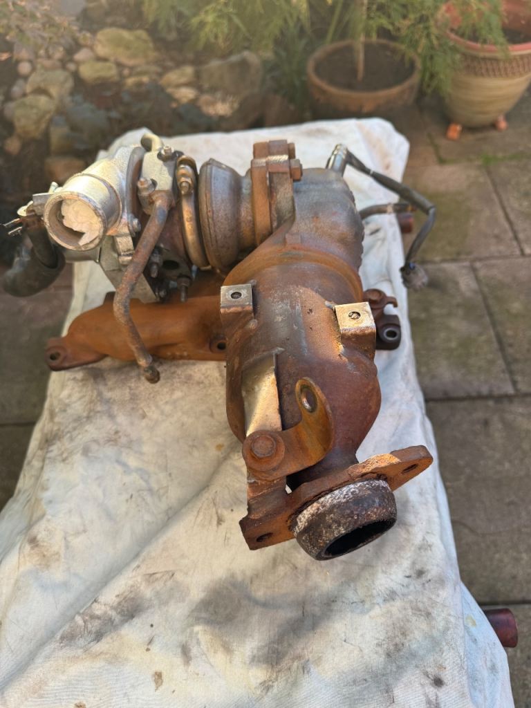 Daihatsu Copen 660 Turbo assembly 