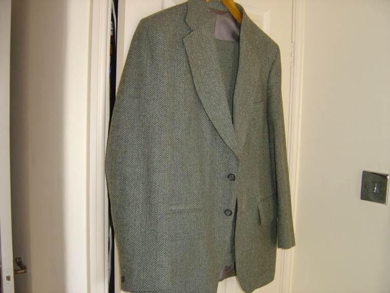 VINTAGE MENS SUIT  ( BURTONS ) ( Ideal drama / theatre / acting school/ fancy dress etc.   ONLY £10