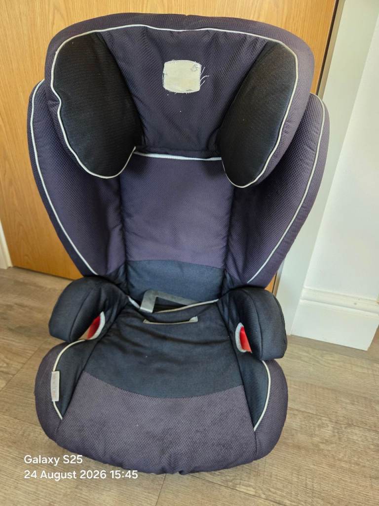 FREE === Britax Child's Car Seat - Black/Purple, Decent Condition