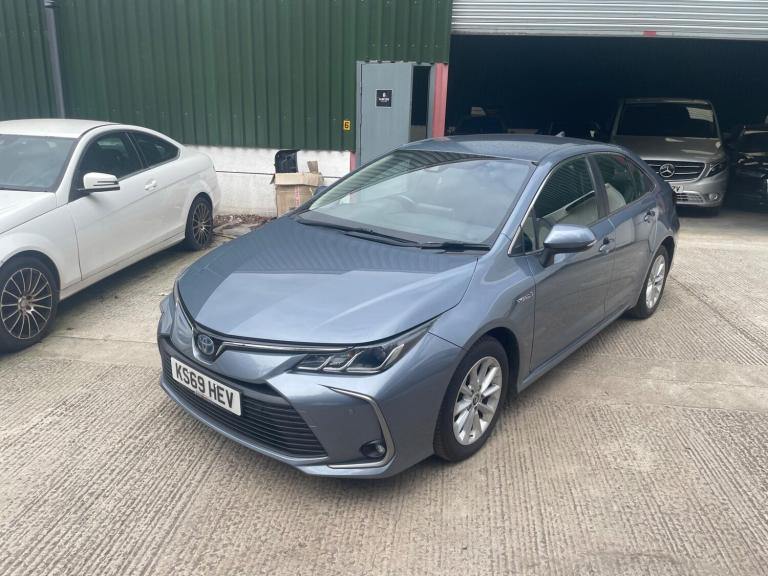 2019 Toyota Corolla 1.8 VVT-i Hybrid Icon Tech 4dr CVT SALOON PETROL/ELECTRIC Automatic
