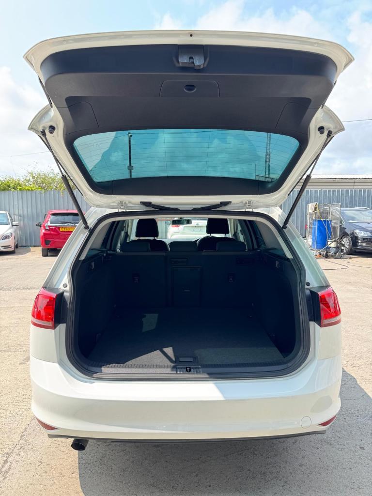 2025 Volkswagen Golf 1.2 TSI BlueMotion Tech S Estate PETROL Automatic