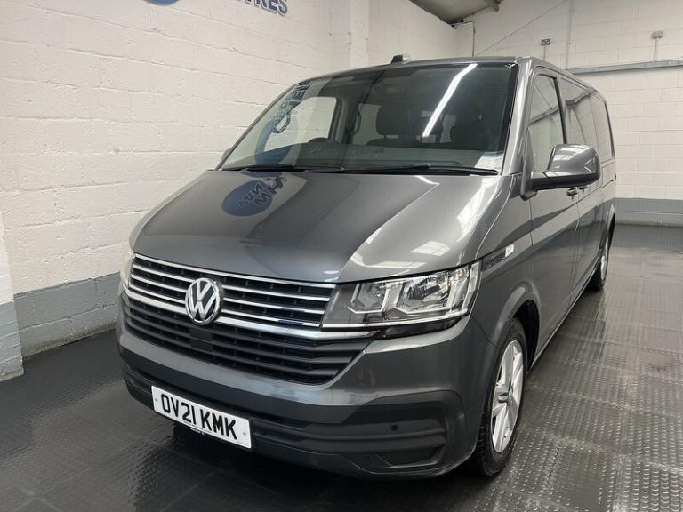 2021 Volkswagen Transporter Shuttle Transporter Shuttle 2.0 TDI SE DSG LWB Euro 6 (s/s) 5dr Minib...