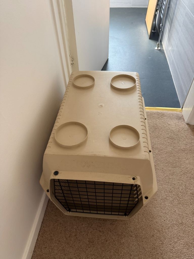 Pet crate 