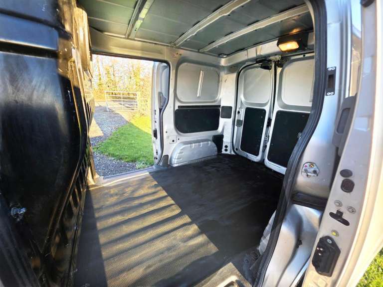 **NO VAT** Nissan NV200 SE 1.5DciFull Service History**LOW MILES*HPI CLEAR**Cambelt W/Pump Replaced