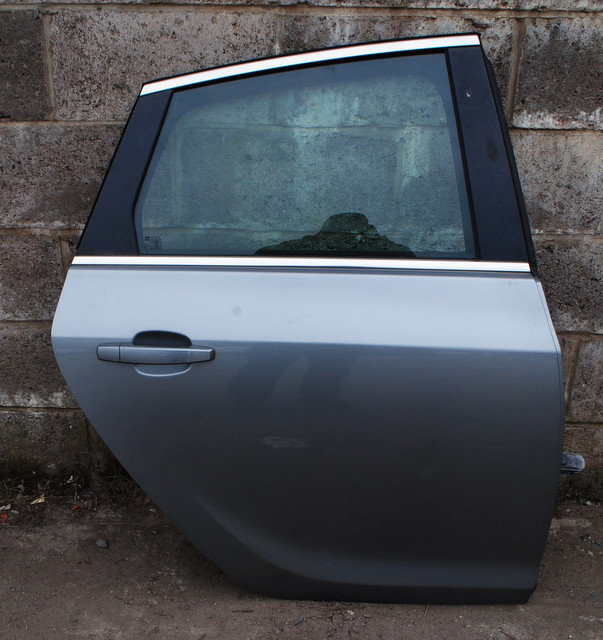 2012 VAUXHALL ASTRA J MK6 REAR DRIVERS SIDE 5DR
