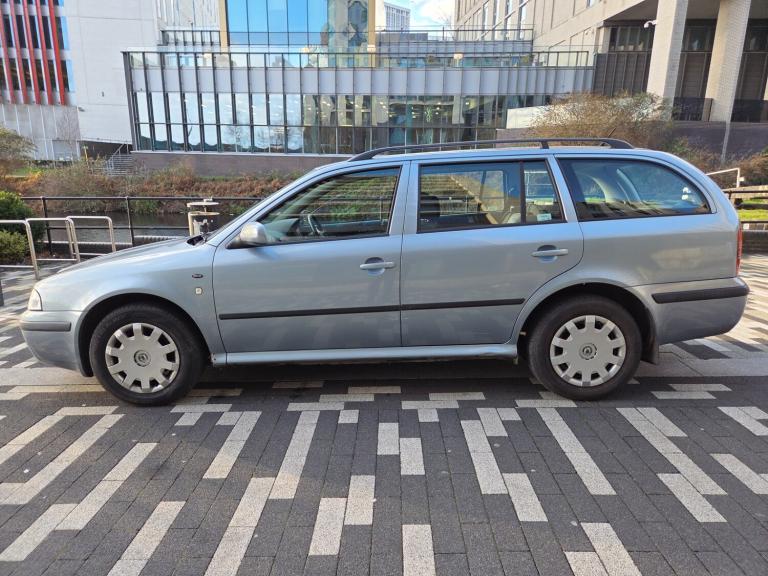 SKODA OCTAVIA 1.9 TDI DIESEL MANUAL AMBIENCE 5DR *TOWBAR FITTED* FULL HISTORY 