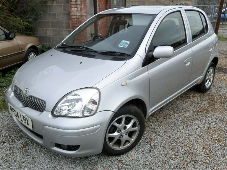 Toyota, YARIS, Hatchback, 2004, Manual, 1298 (cc), 5 doors