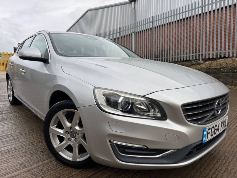 2014 64 VOLVO V60 SE LUX 2.0 D3 DIESEL ESTATE*12 MONTHS MOT*LOW ROAD TAX*2 OWNER
