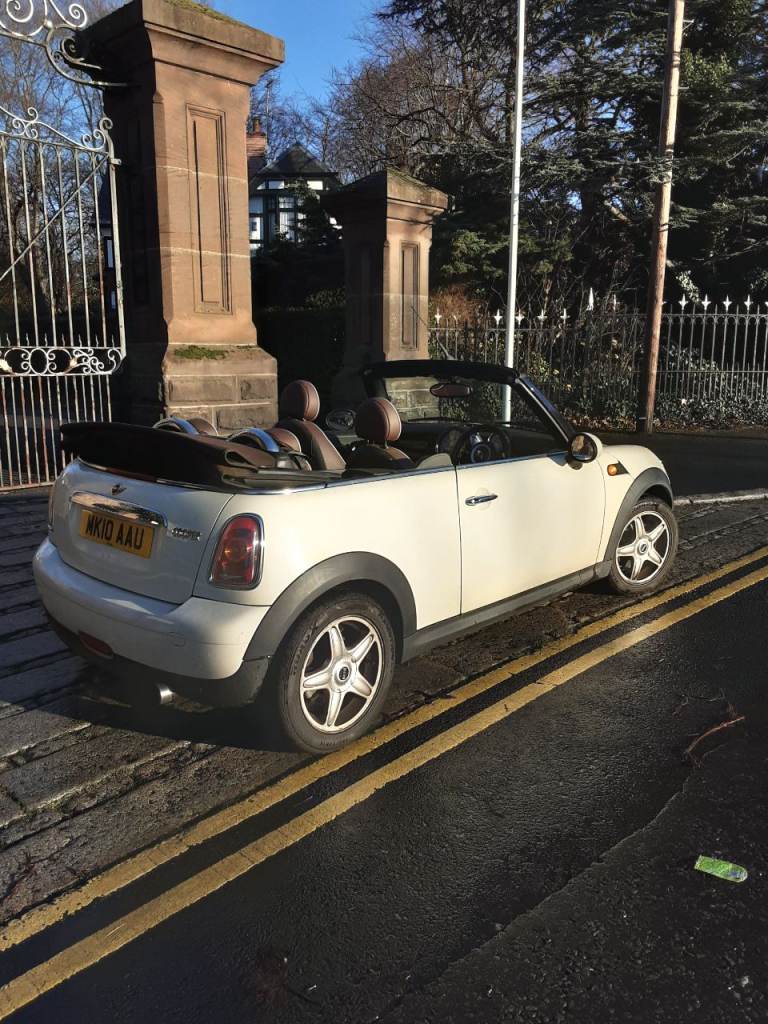 2010  Mini, CONVERTIBLE, cooper s   Manual, 1598 (cc), 2 doors
