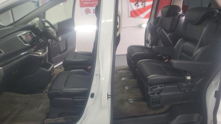 Honda Odyssey absolute 2.4 auto 7 seats japanese import only 47k miles 2013