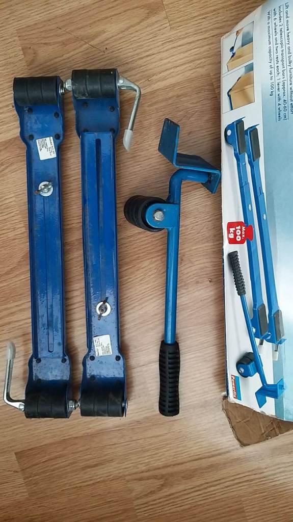 Furniture moving bars and lever