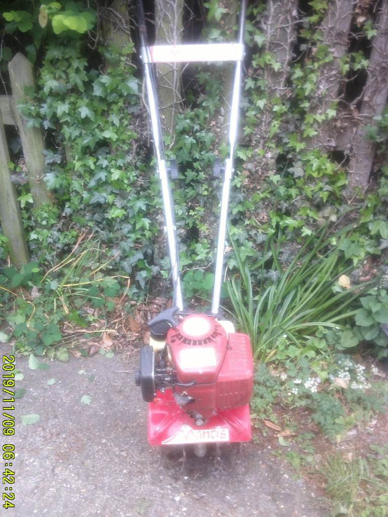 Mantis 2 stroke petrol tiller, cultivator