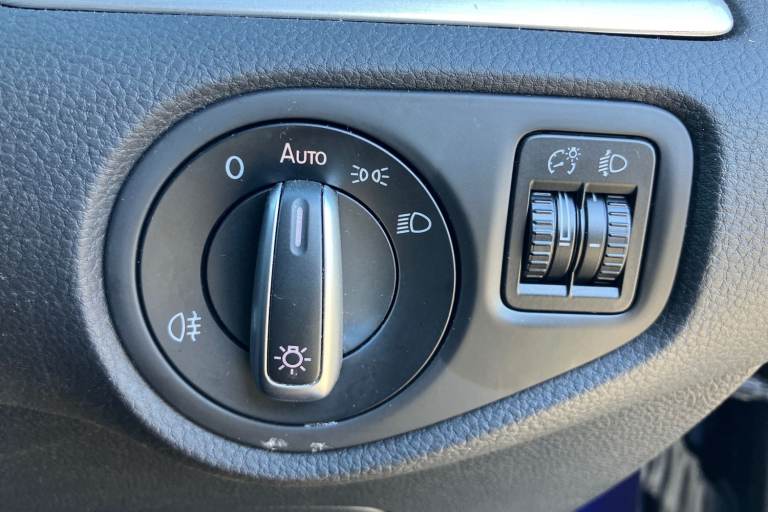 2018 Volkswagen Sharan 2.0 TDI SCR 150 SE Nav 5dr DSG MPV DIESEL Automatic