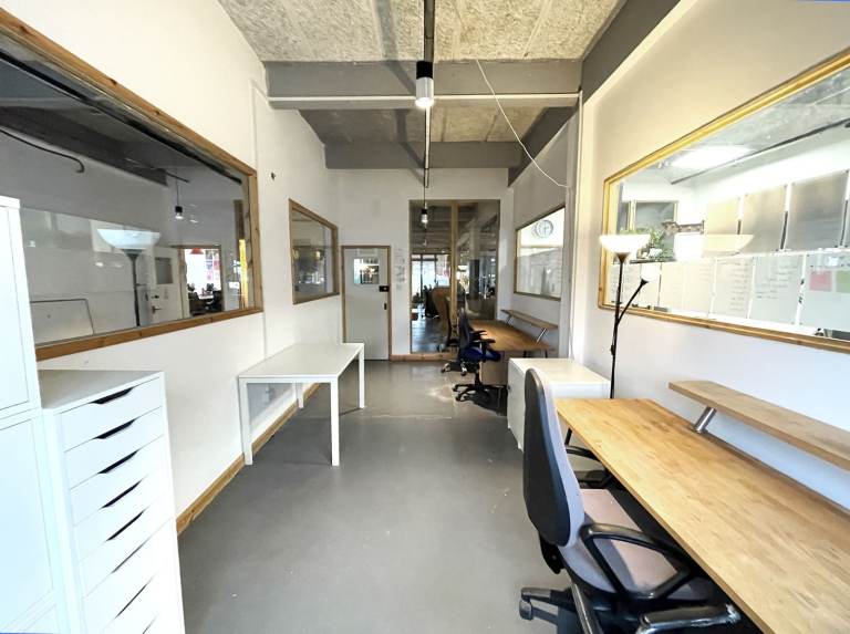 Office | Creative Space | Beauty Room | Workspace | Commercial Unit in Hackney Central E8