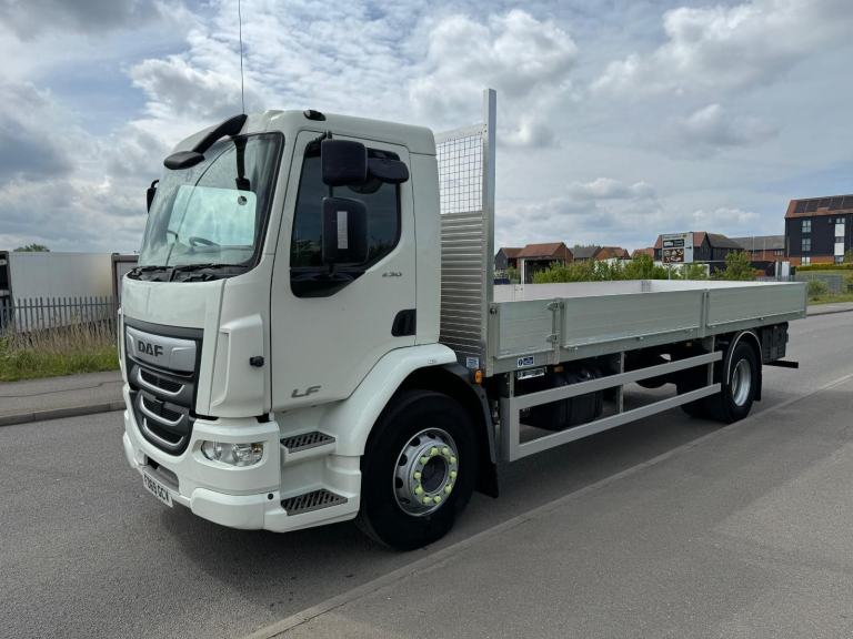 DAF LF 260 Euro 6 18 ton Scaffold truck NOW SOLD