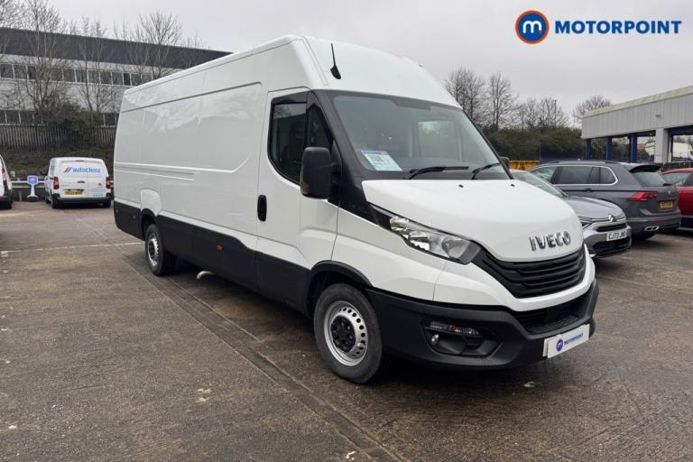 2025 Iveco Daily 2.3 High Roof Van 4100 WB PANEL VAN DIESEL Manual