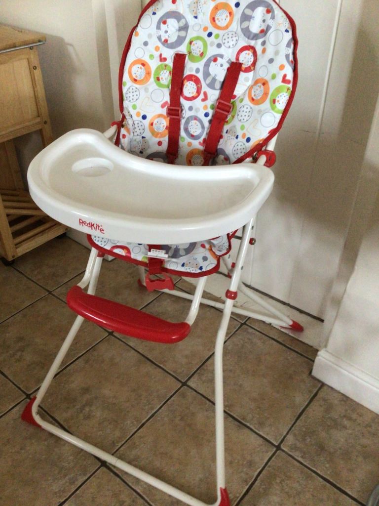 Red kite highchair 