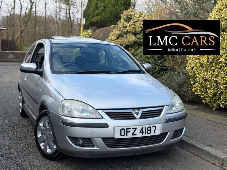 2004 Vauxhall Corsa 1.4i 16v SXi 3dr HATCHBACK Petrol Manual