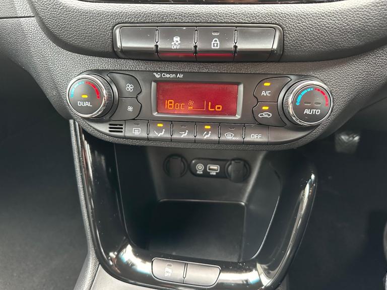 2016 Kia Ceed 1.6 CRDi ISG 3 5dr HATCHBACK DIESEL Manual