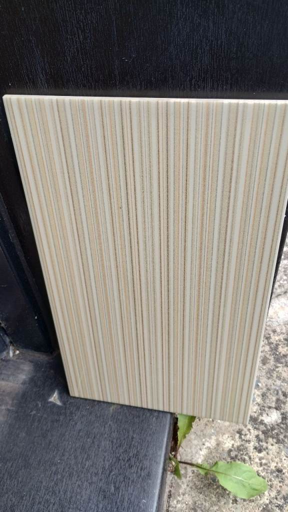 Ceramic tiles