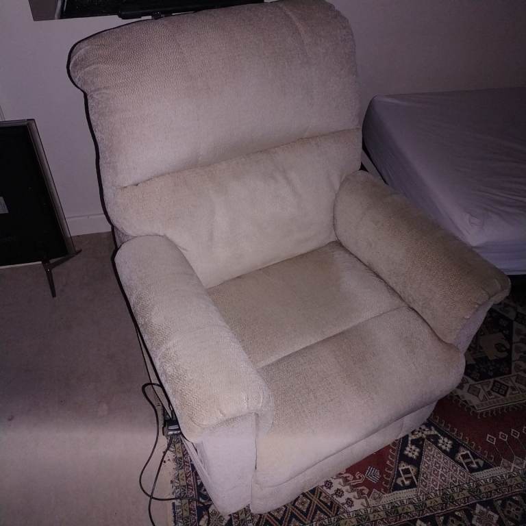 Mobility aided chair 