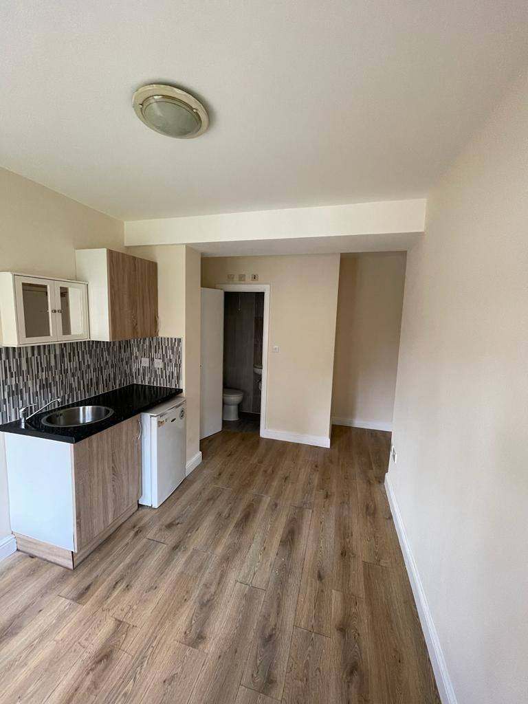 Ensuite Studio in Bexley to let- DSS accepted
