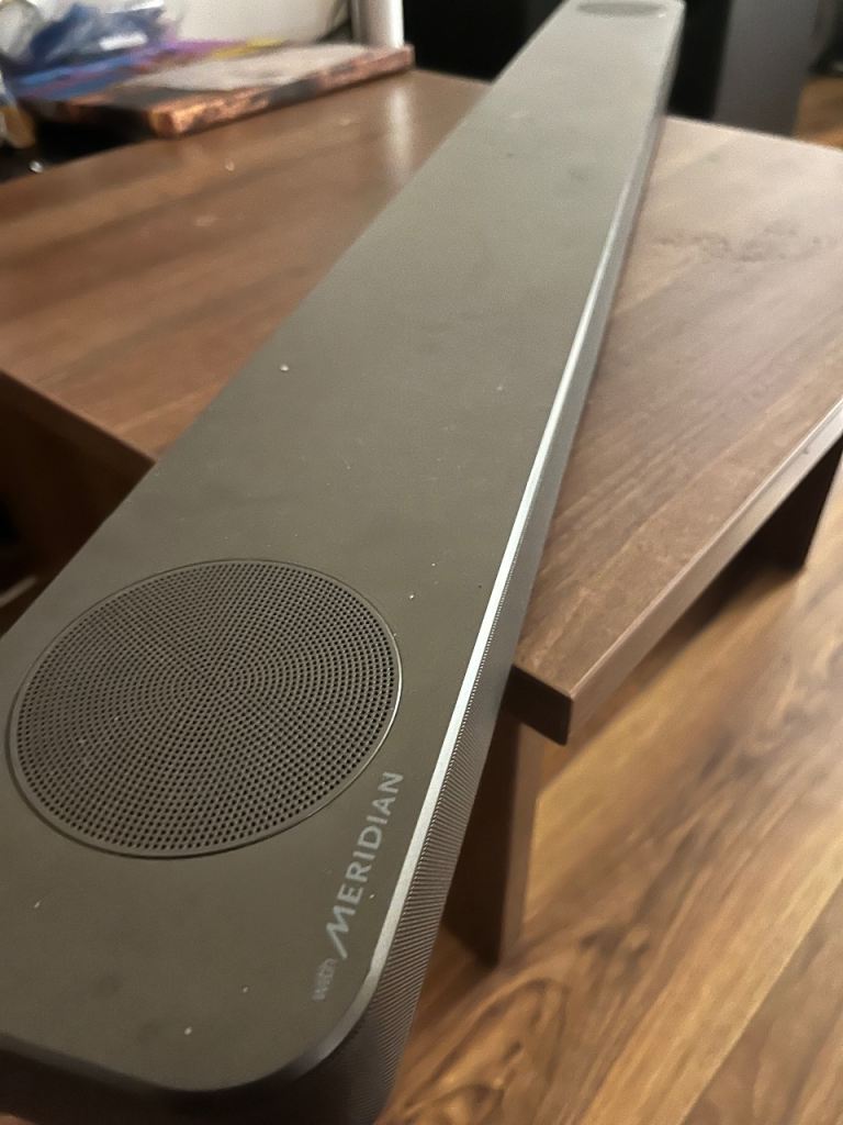 LG  SL8YG Soundbar