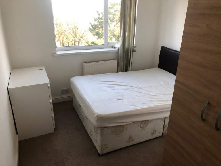 NG1 - 1 bedroom in Nice Shared Home Hucknall NG15