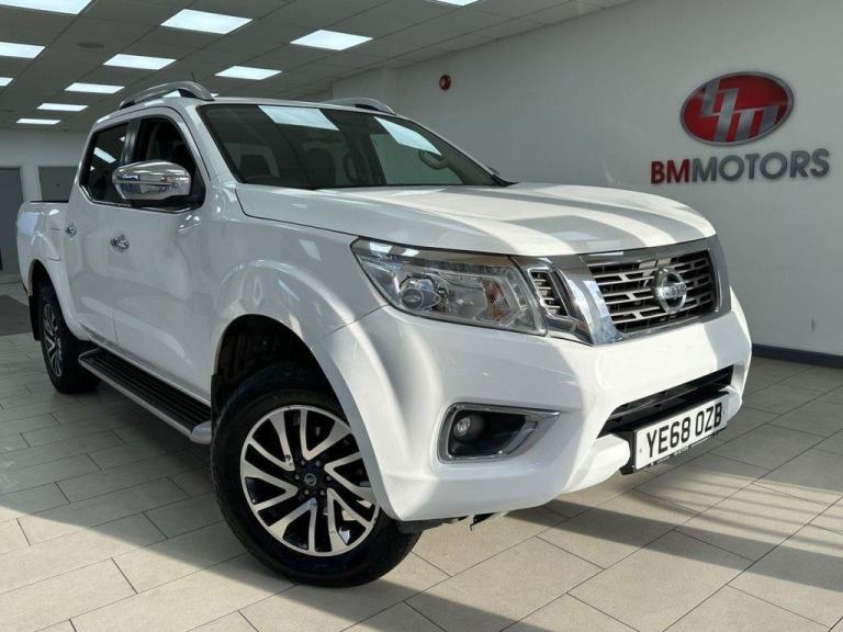 2018 Nissan Navara 2.3 dCi Tekna Pickup Double Cab 4dr Diesel Auto 4WD Euro 6 (1