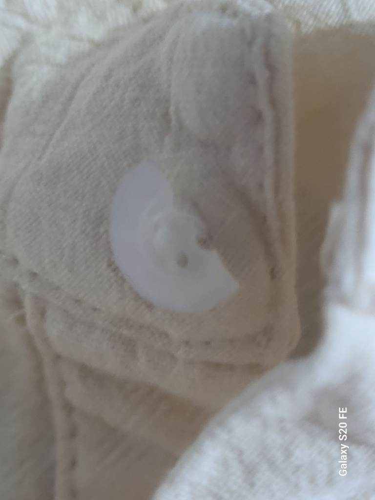 Preloved Men's 3XL Cotton Linen Grandad Collar Shirt  Cream/Off-White | faulty top button