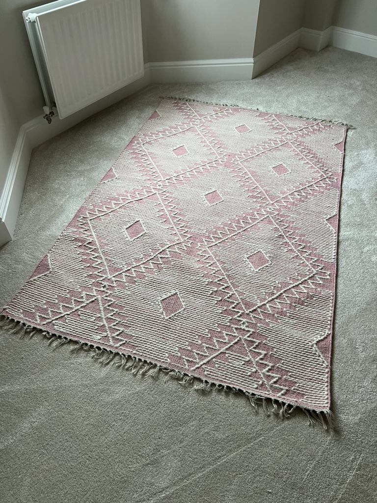Rug pink 