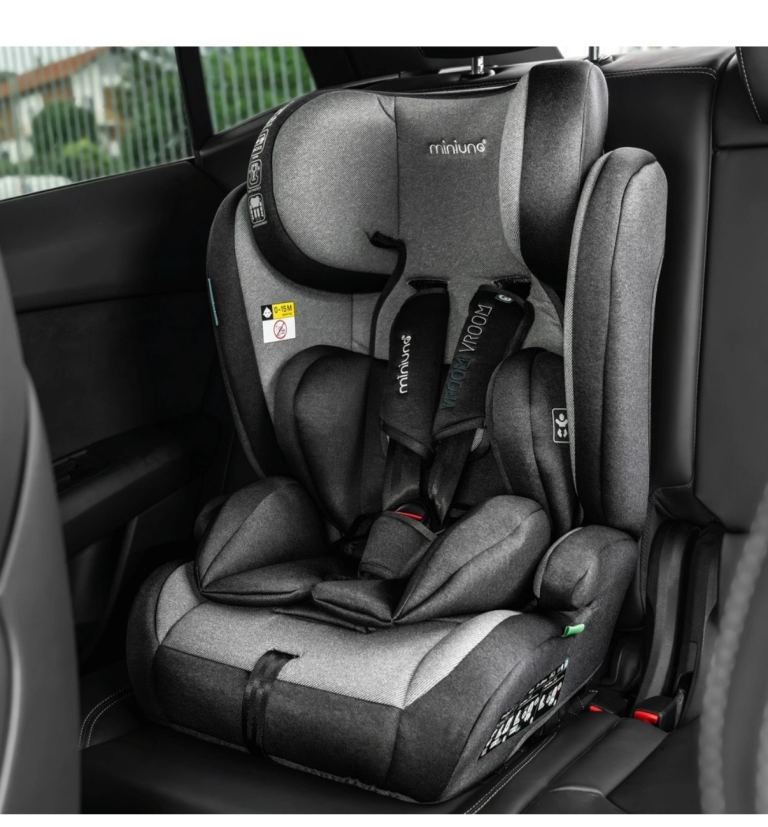 🚗 Car Seat for Sale – Like New! 👶