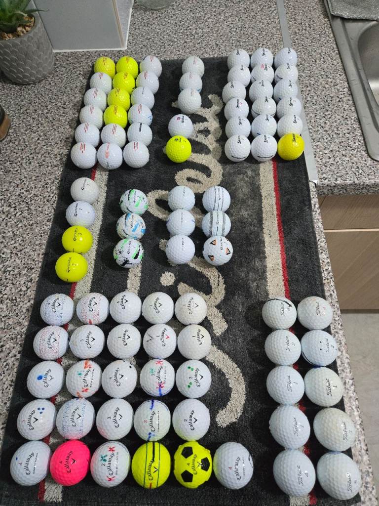 Selection of quality golf balls 