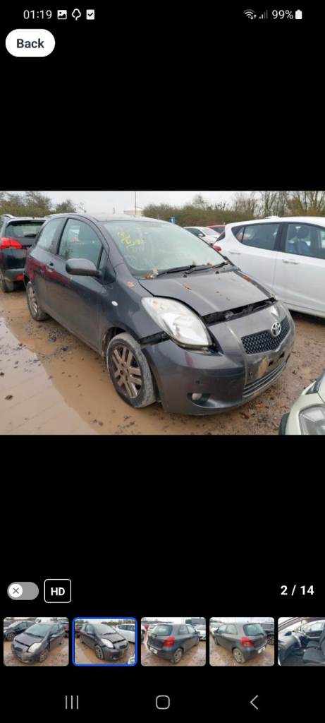 Toyota yaris 2007 breaking 