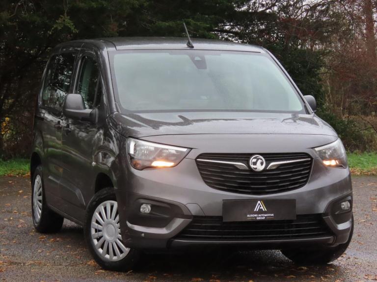 2018 Vauxhall Combo Life 1.5 Turbo D Energy 5dr MPV DIESEL Manual