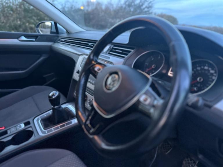 2015 Volkswagen Passat 1.6 TDI S 5dr ESTATE Diesel Manual