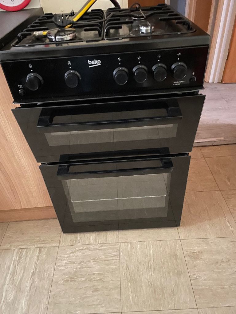 Beko gas cooker    In perfect working order  No delivery will need collecting 