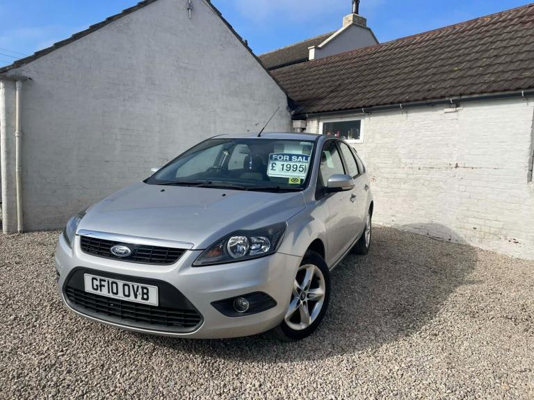 2010 Ford Focus 1.6 Zetec 100 5dr HATCHBACK Petrol Manual