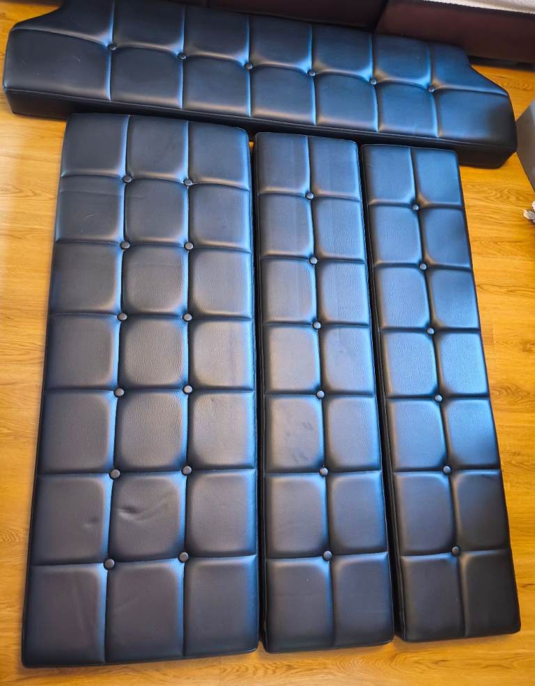 Transporter T4 cushions 