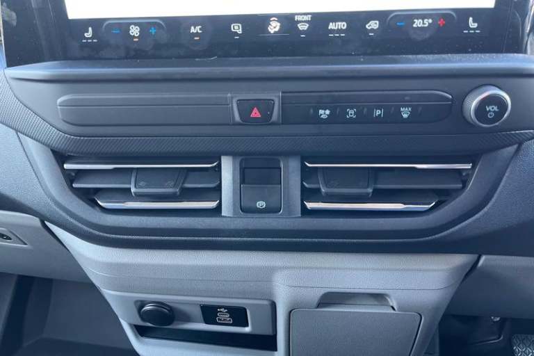 2025 Ford Transit Custom 280 Limited AUTO L2 LWB FWD 2.0 EcoBlue 136ps Low Roof Automatic Panel V...