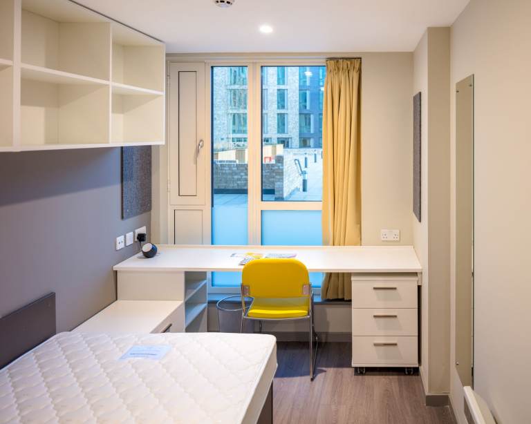 Looking for Student Accomodation(Stapleton House) Replacement Tenant