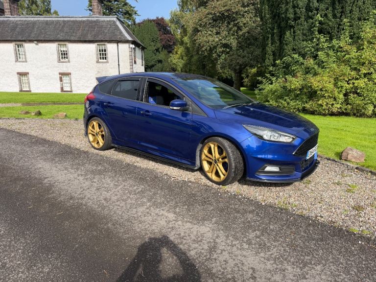 Ford, FOCUS, Hatchback, 2015, Manual, 1999 (cc), 5 doors