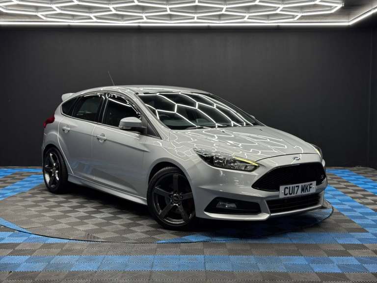 2017 Ford Focus 2.0 TDCi 185 ST-2 5dr HATCHBACK DIESEL Manual