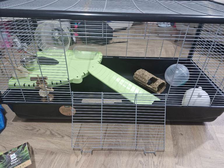 Hamster cage with lots of extras 