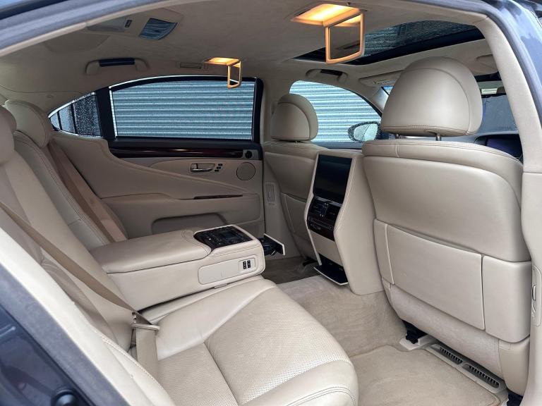 2016 65 REG LEXUS LS600H LWB PREMIER 5.0 V8 AWD PETROL/HYBRID DAMAGED SALVAGE