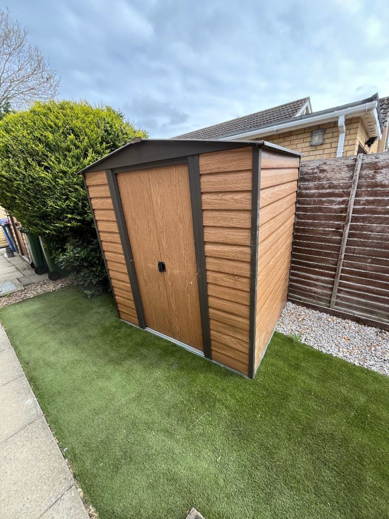 Metal shed/storage unit 