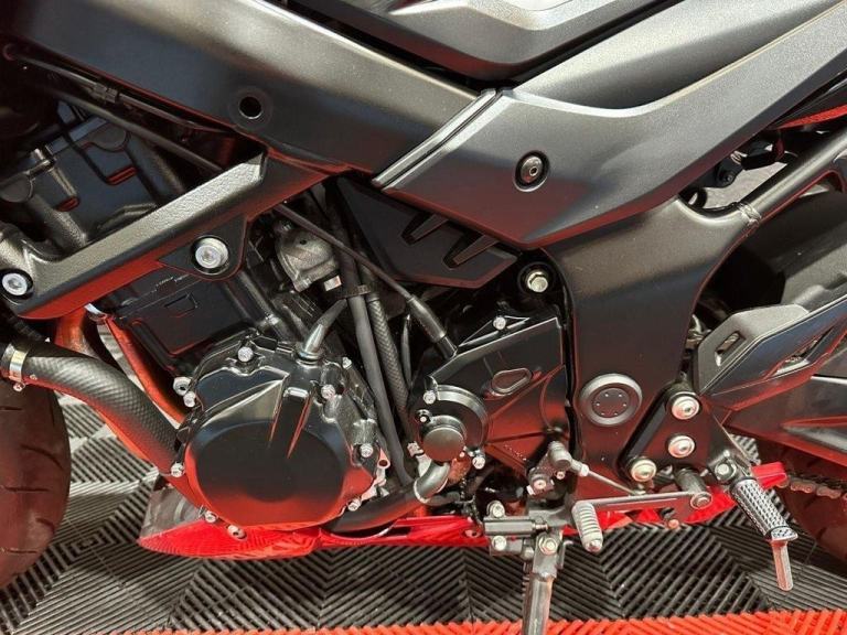 2020 69 SUZUKI GSX-S750  FINANCE SPECIALISTS APPLY NOW